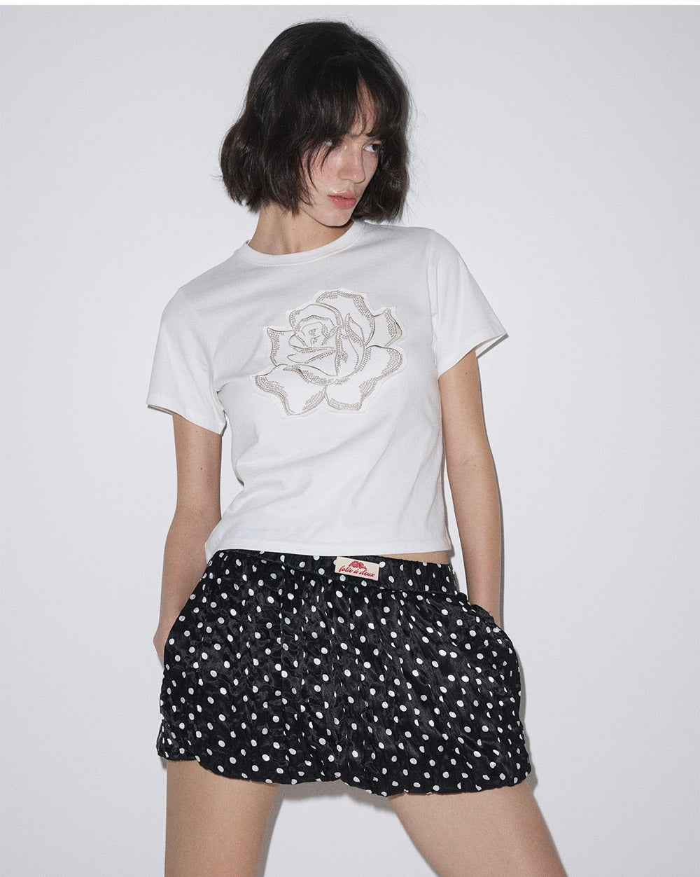 Mardi Mercredi Embroidered Floral Cropped Tee - Chic Spring Colors